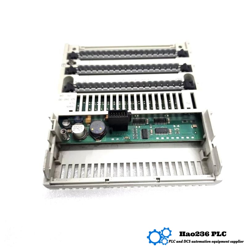 Schneider 170ADI34000 Discrete Input Module Modicon Momentum series