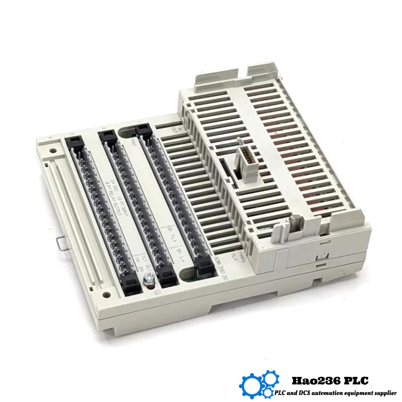 Schneider 170ADM39030 Discrete I/O Module Modicon Momentum series