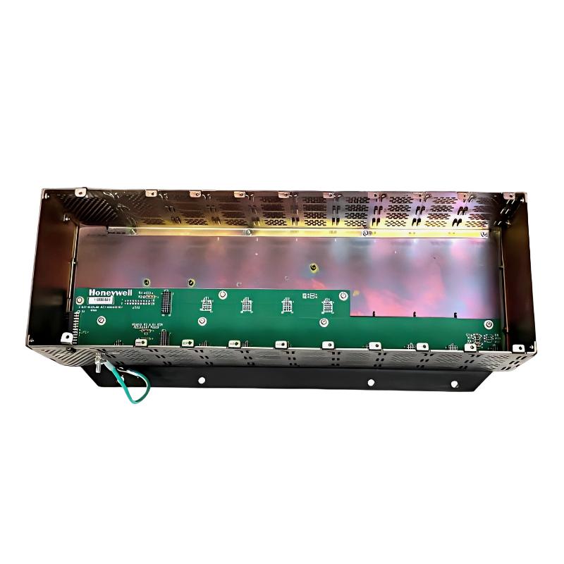 Honeywell 900R08-0101	HC900 8-Slot I/O Rack