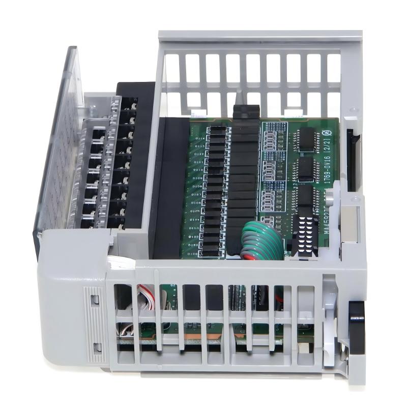 Allen Bradley 1769-OV16 CompactLogix I/O Module