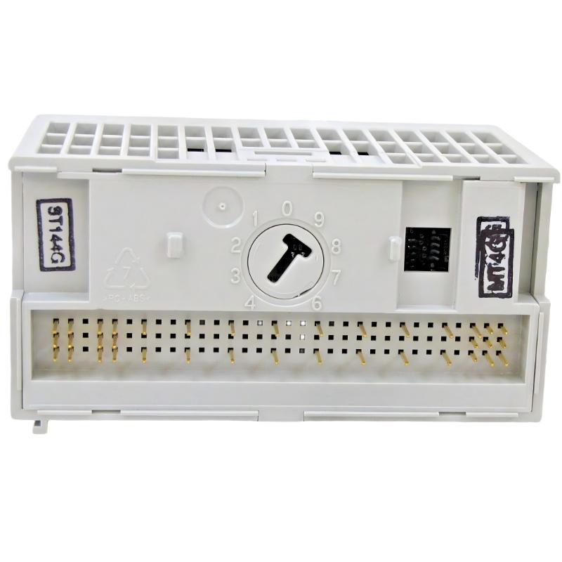 Allen Bradley 1794-OF8IH ControlNet Flex I/O Adapter Module