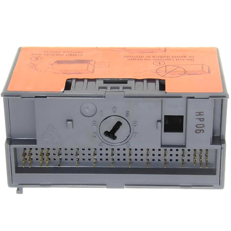 Allen Bradley 1794-OW8XT ControlNet Flex I/O Adapter Module