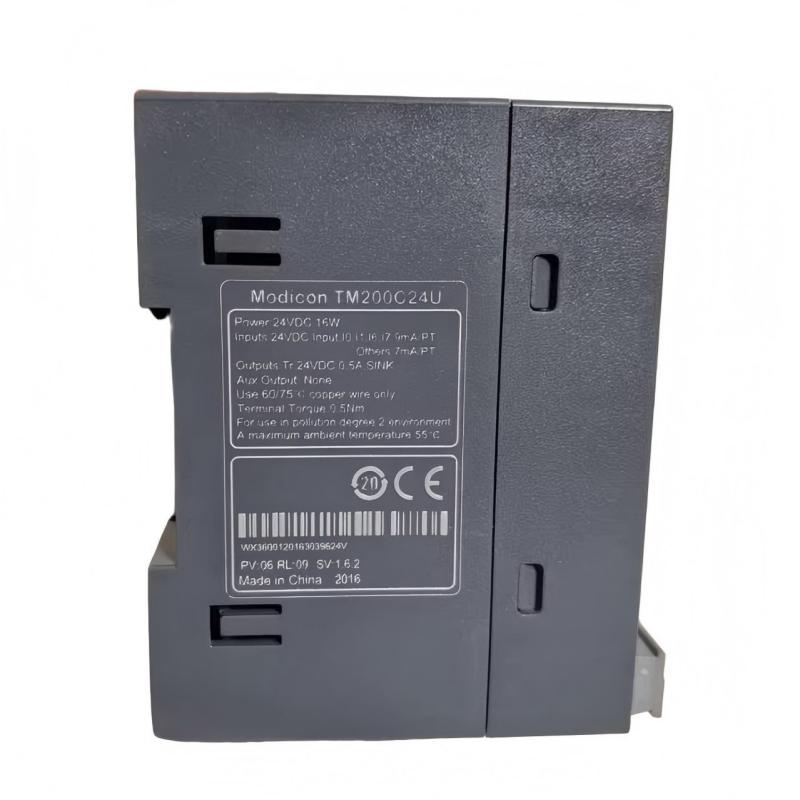 Schneider TM200C24U Controller M200 24 IO Transistors SINK
