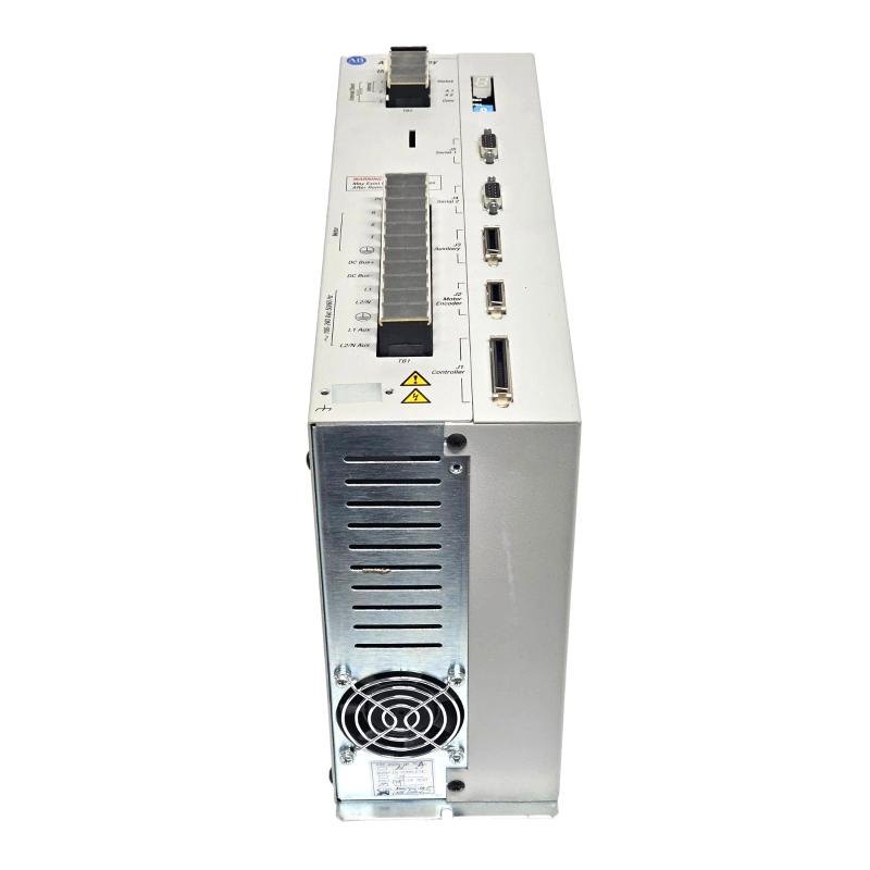 Allen Bradley 1398-DDM-030 Ultra 200 Digital Servo Drive