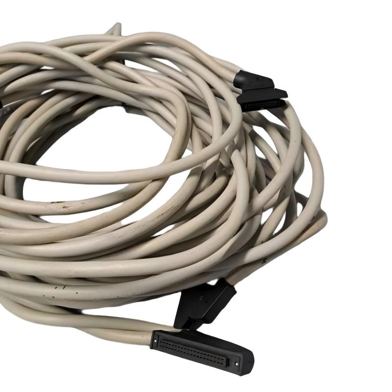 Schneider BMXFCC1003 Cable Assembly