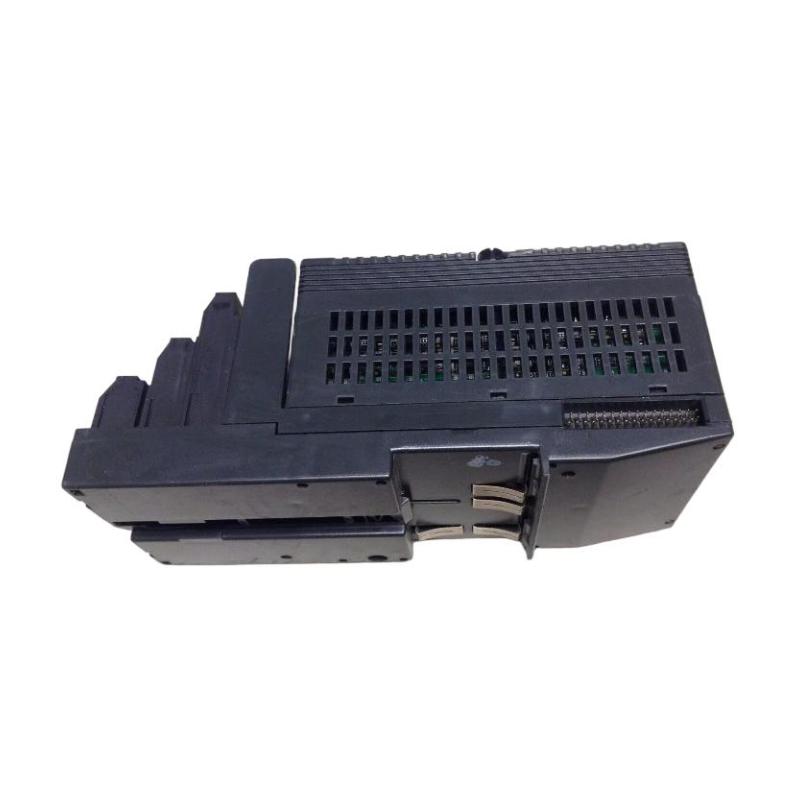 GE IC200MDL742 VersaMax Discrete Output Module