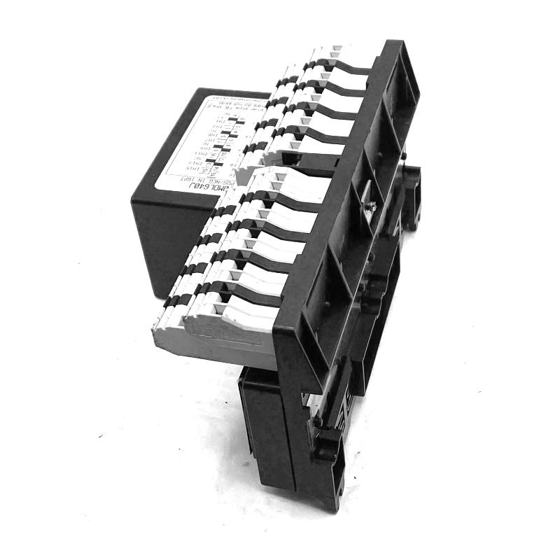 GE IC670CHS002 I/O Terminal Block with Box Terminals