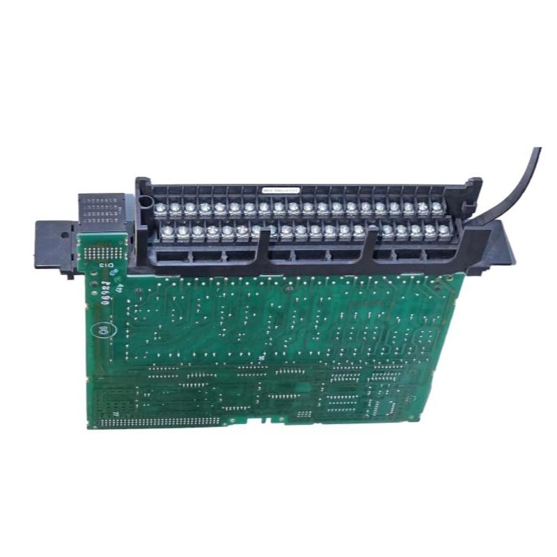 GE IC697MDL710 Relay Output Module