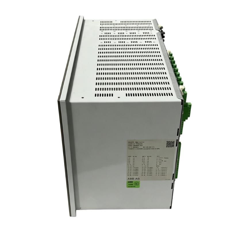 ABB REC670 1MRK002814-AC Line Differential Protection Relay