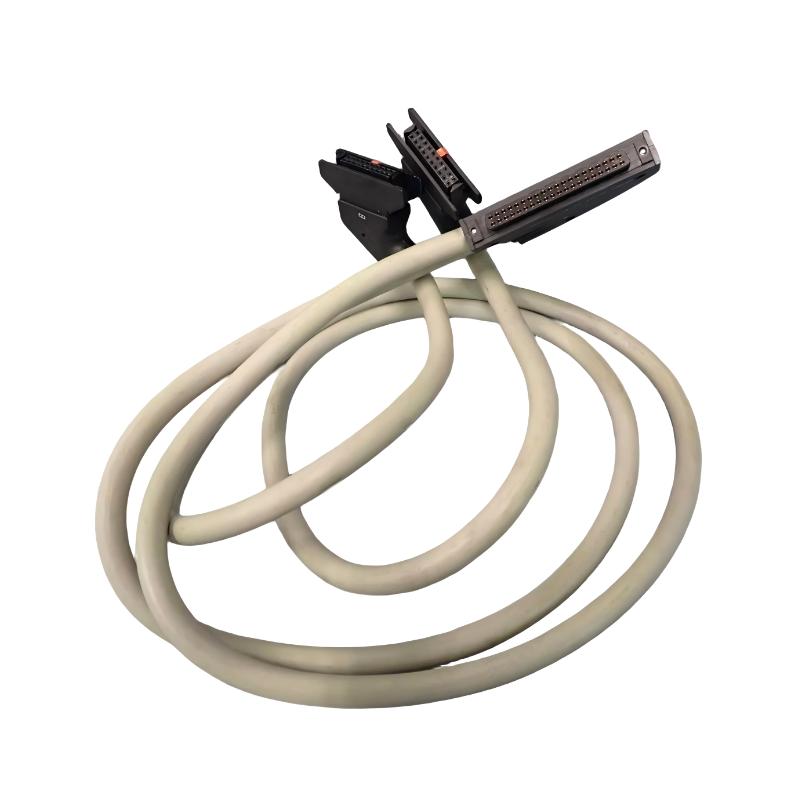 Schneider BMXFCC103 Modicon M340 Preformed Cordset