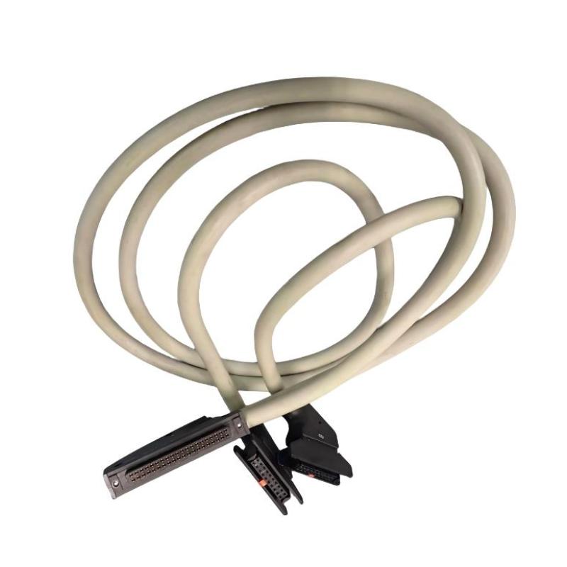 Schneider BMXFCC103 Modicon M340 Preformed Cordset