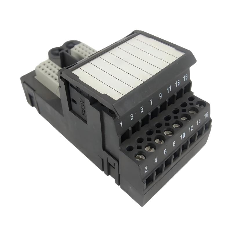 Emerson VE4002S1T2B5 KJ4001X1-CB1+KJ3204X1-BA1 Output Module with Terminal Blocks