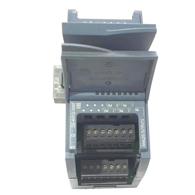 Siemens 6AG2232-4HD32-1XB0 SIPLUS S7-1200 Analog Output Module