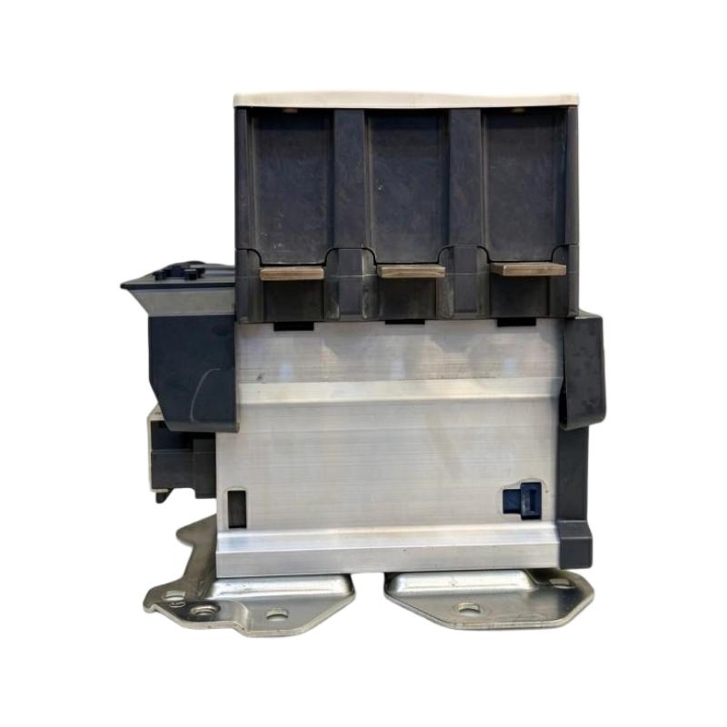 Schneider LC1F400P7 Contactor